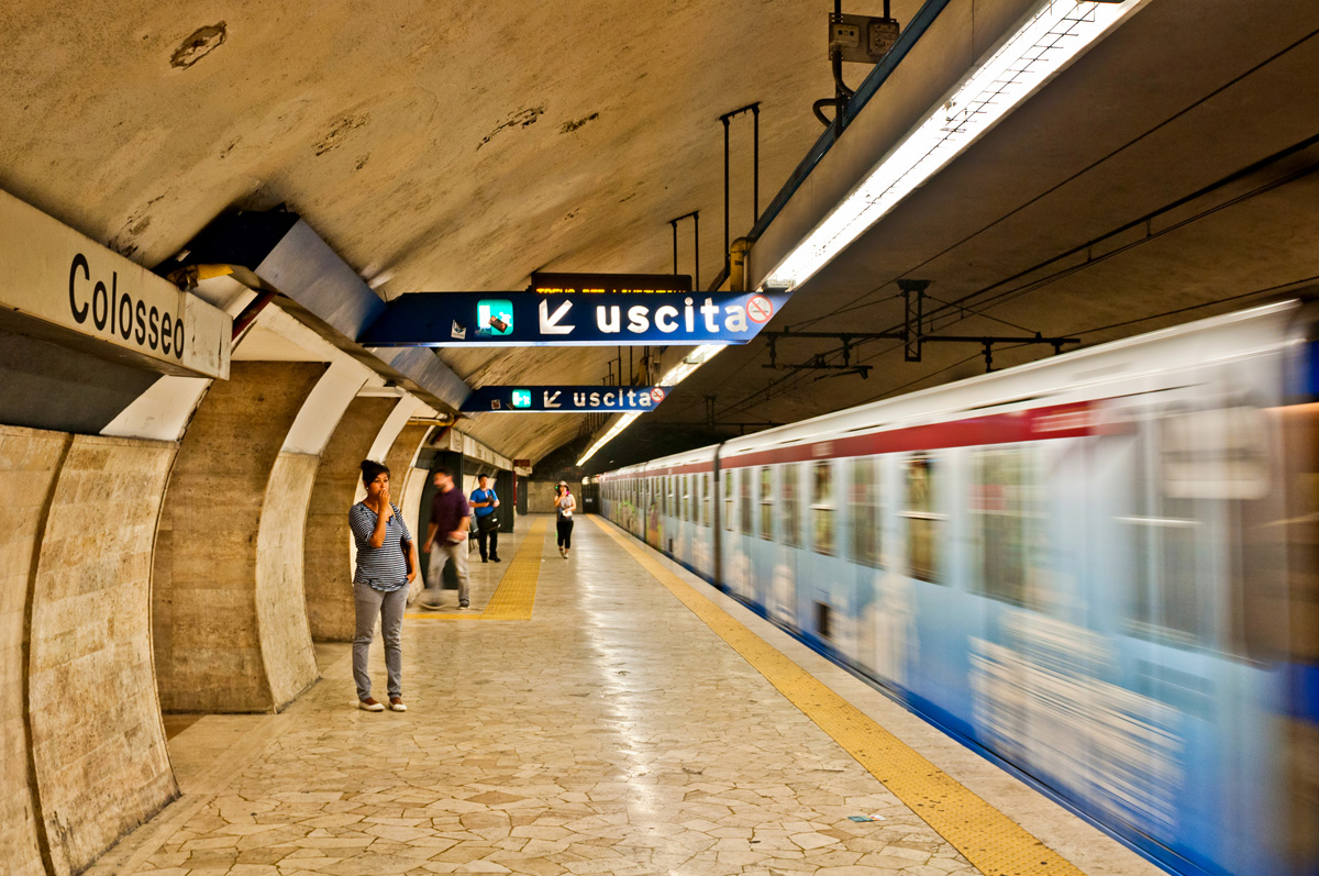 Busy metro in Rome.  ExpatExplore_Italy_Public_Transport
