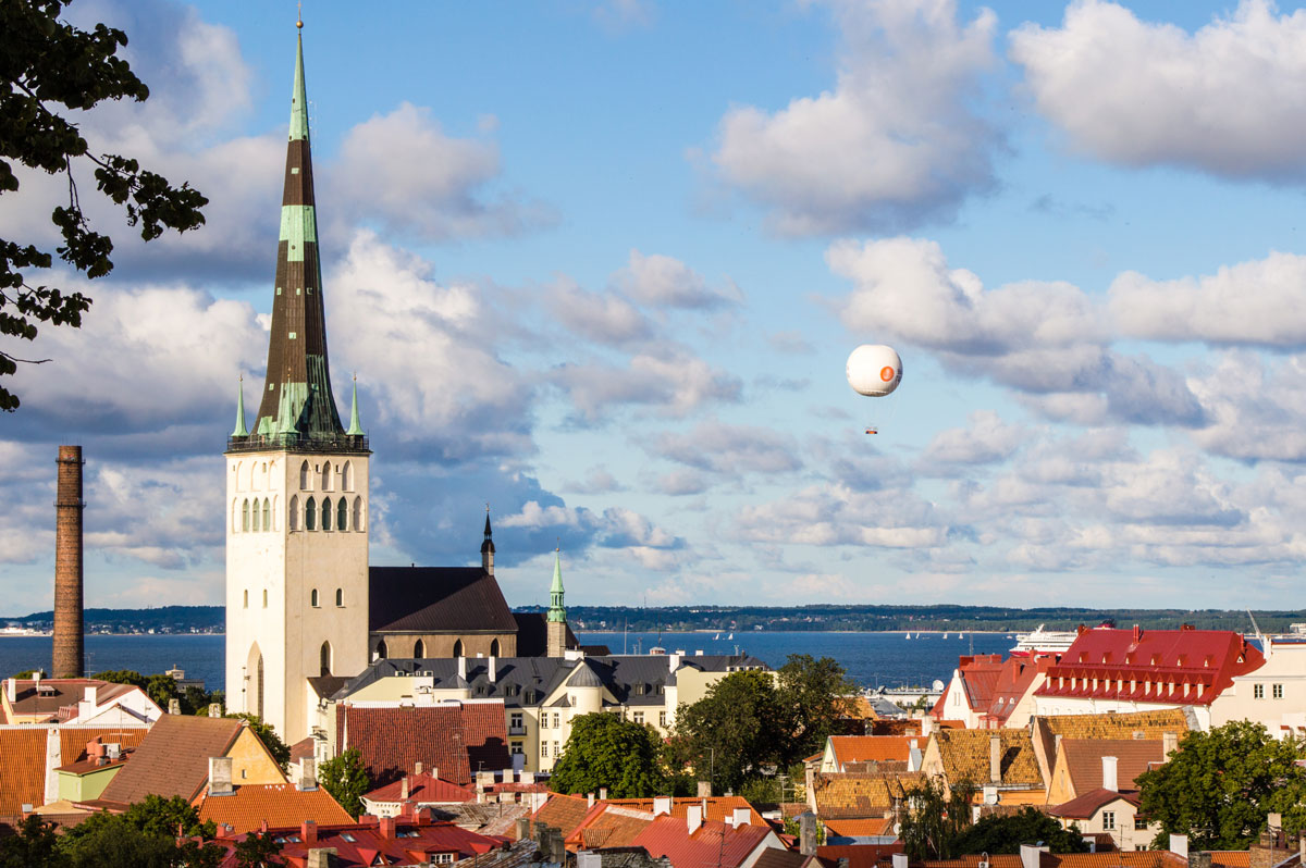 Balloon Tallinn flyinf over Tallinn. This gigantic flying attraction offers a fantastic view of Tallinn. 