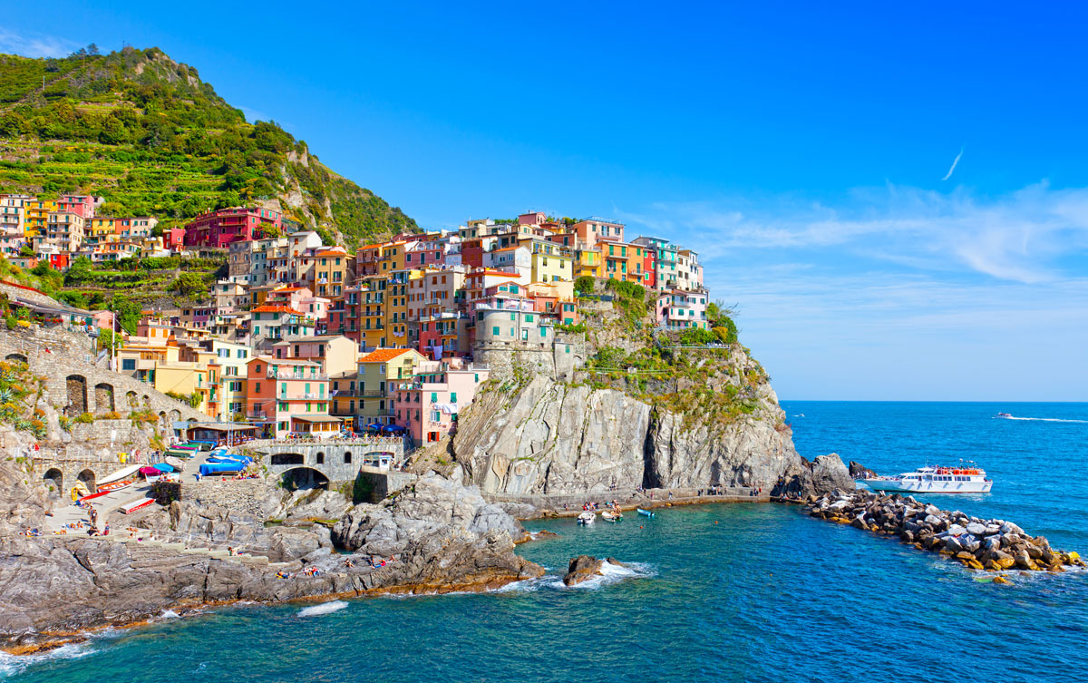 Cinque_Terre_ExpatExplore