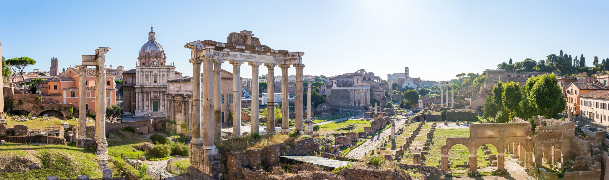 Roman_Forum_Italy_ExpatExplore