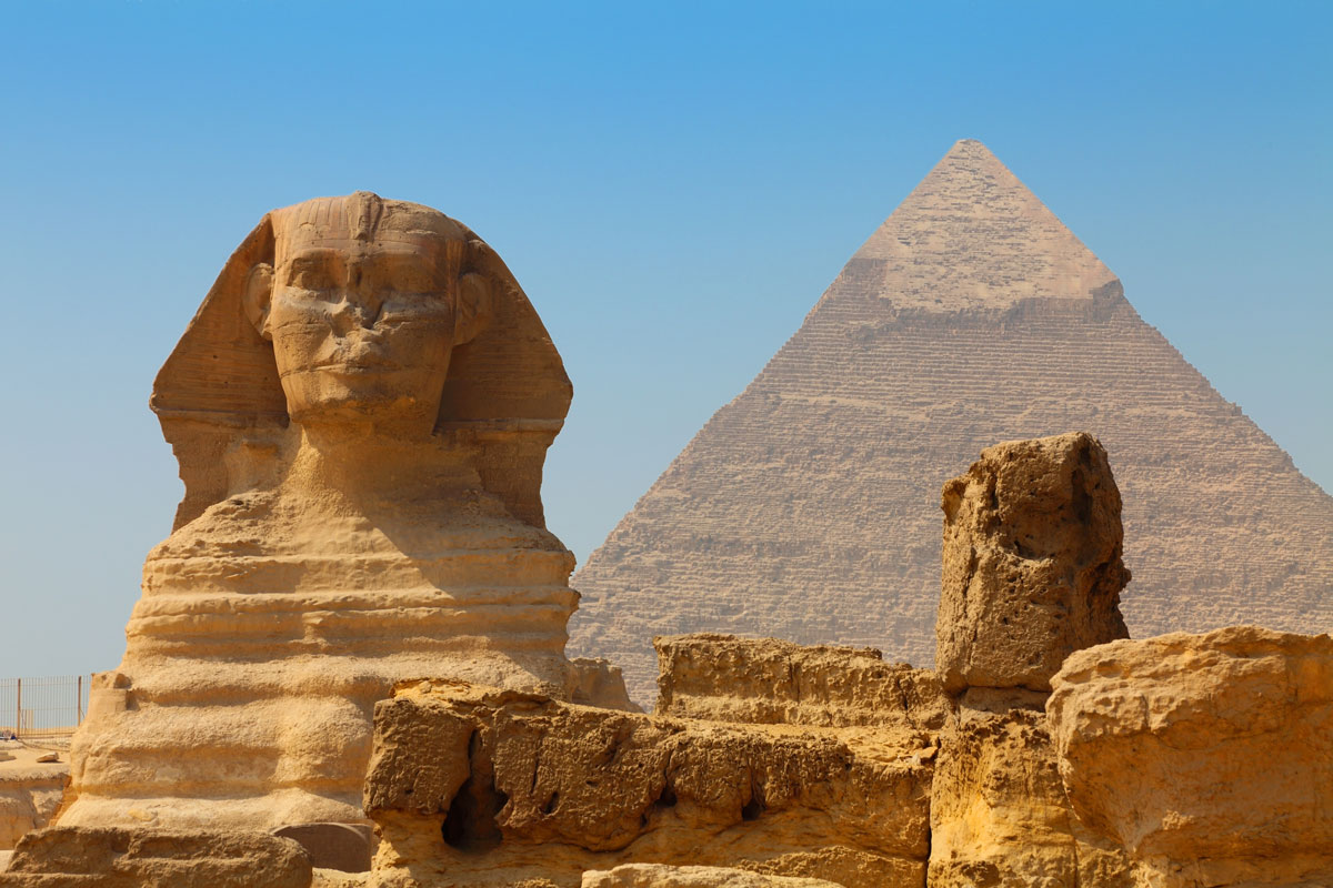 Sphinx_Pyramids_Khafre