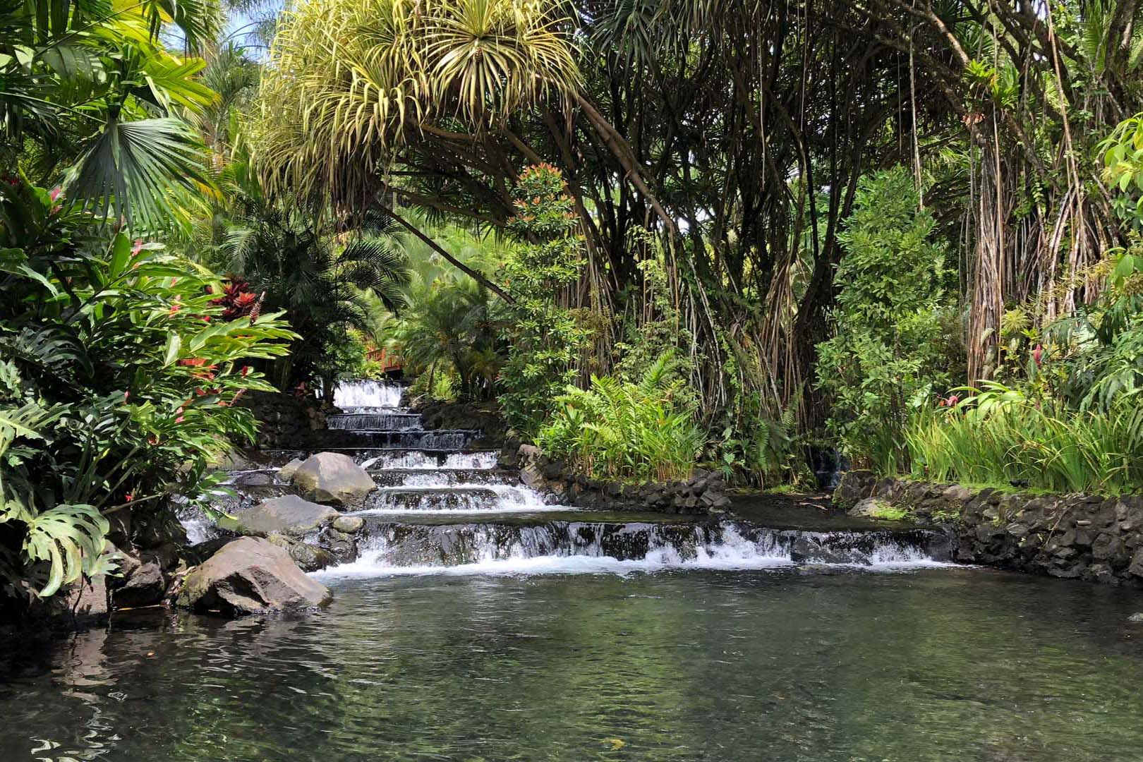 Arenal hot springs, south american day trips