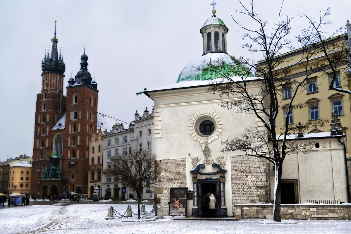 Square Krakow and St. Mary's Church in winter