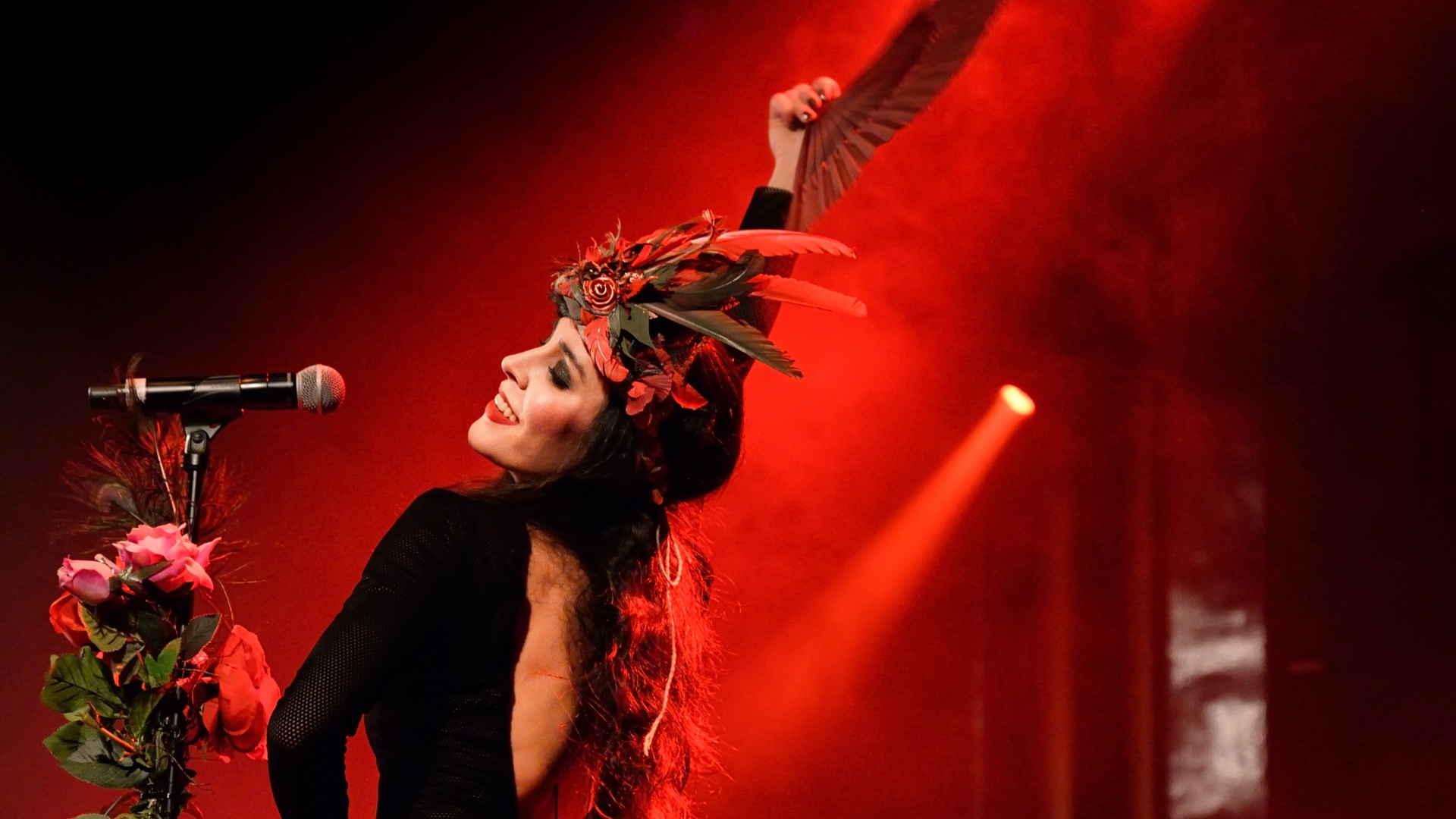 Woman performing in flamenco show in Barcelona