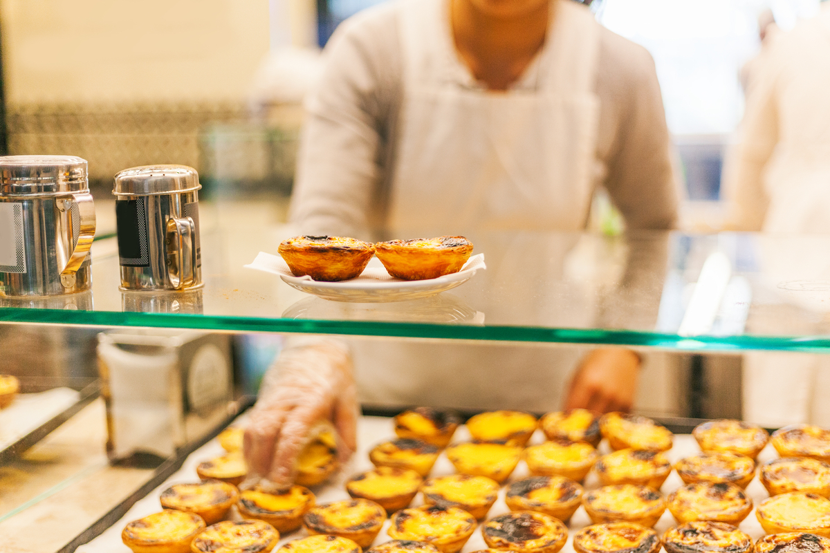 Please and thank you, pastel de nata, Portuguese phrases