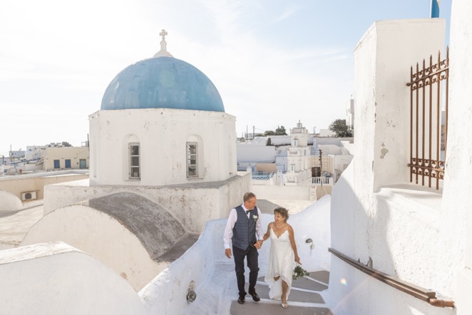 Happy couple renew vows in Santorini