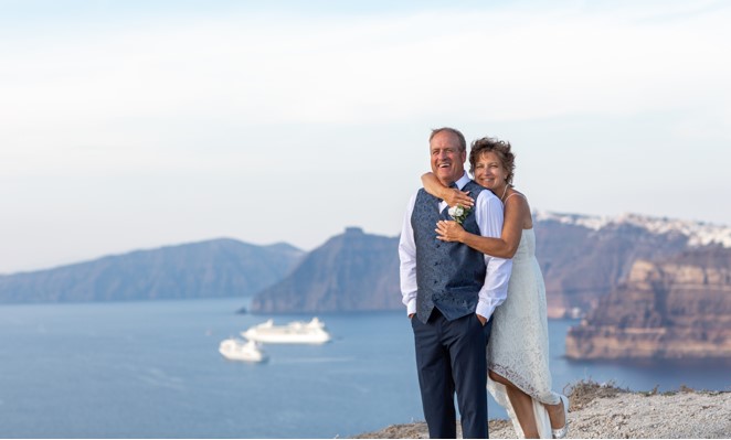 Couple renew vows in Santorini