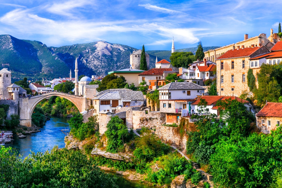 Long Europe tours to make the most of long flights
